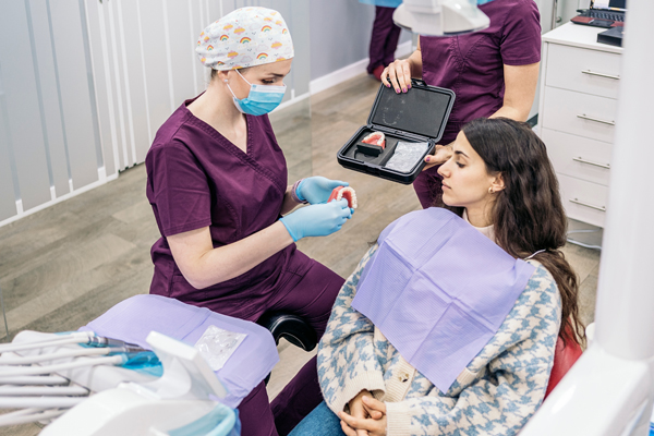 How A Preventive Dentist Helps Maintain Long Term Oral Health
